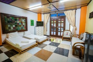 Lost Paradise Resort (MRT Putrajaya Line, Kampung Batu), hotel