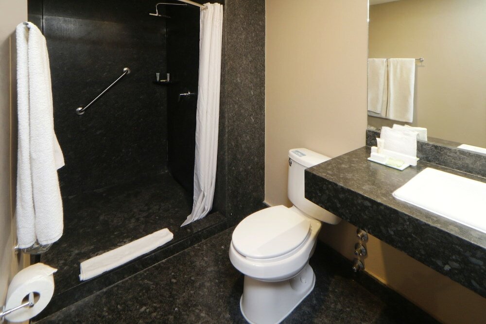 Фото City Suites Tijuana Río