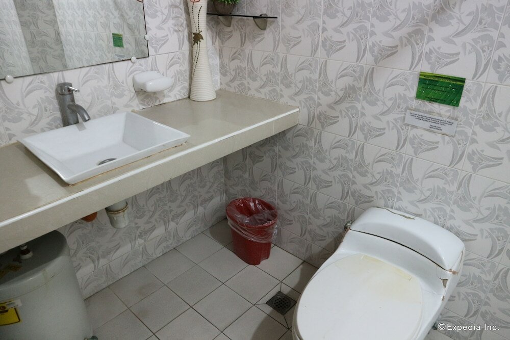 Фото Obdulia's Business Inn