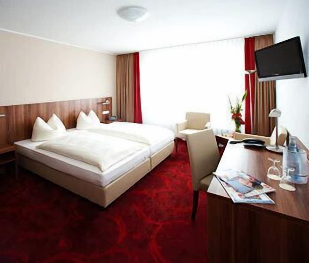 Фото отеля 3