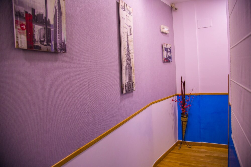 Фото Hostal Montaloya