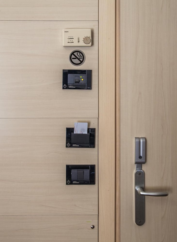 Фото Hotel Christian