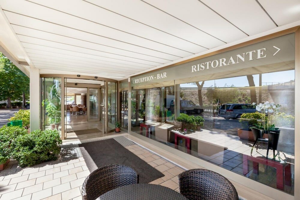 Фото Hotel Tevere