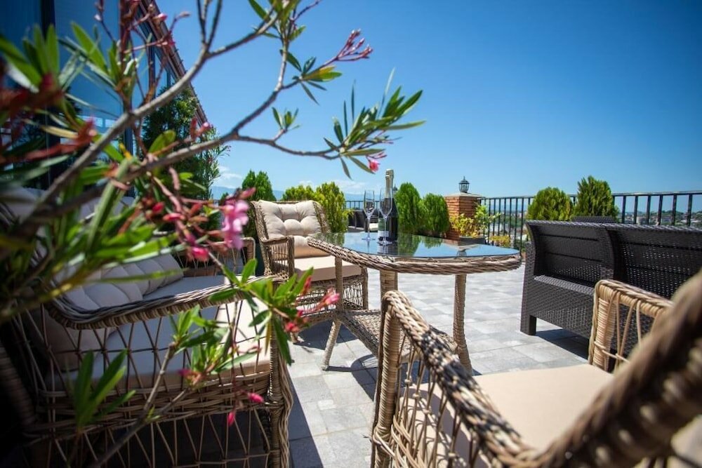 Фото Hotel Terrace Kutaisi