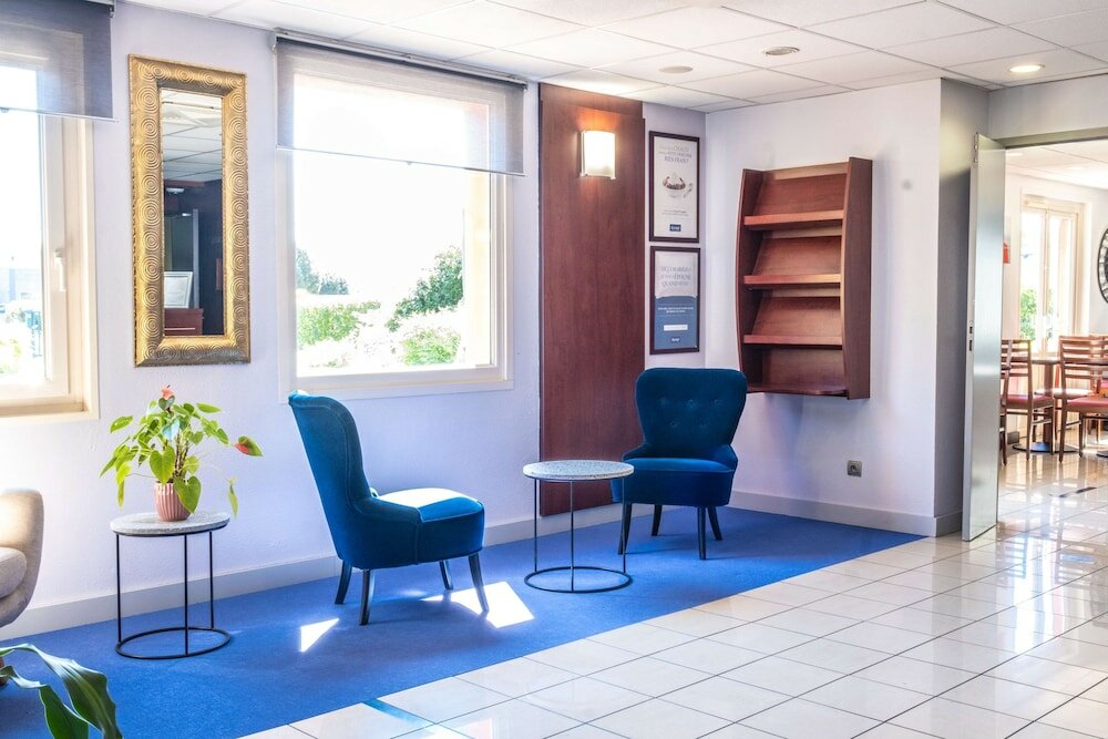 Фото Kyriad Bordeaux- Lormont