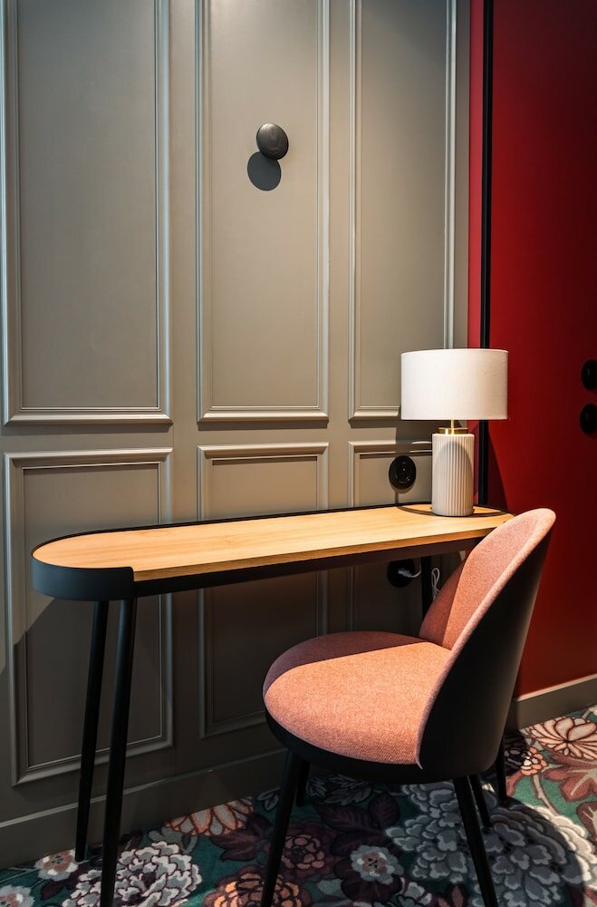 Фото La Dépendance