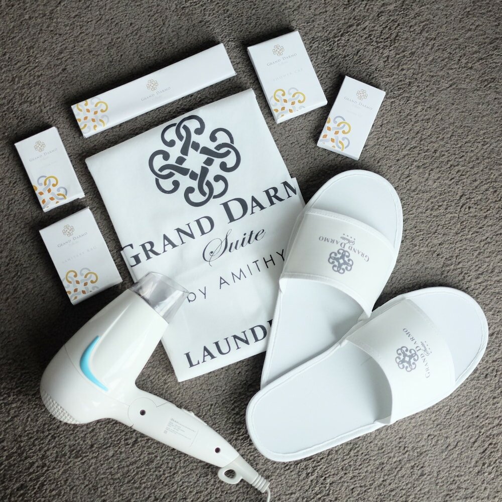 Фото Grand Darmo Suite Hotel