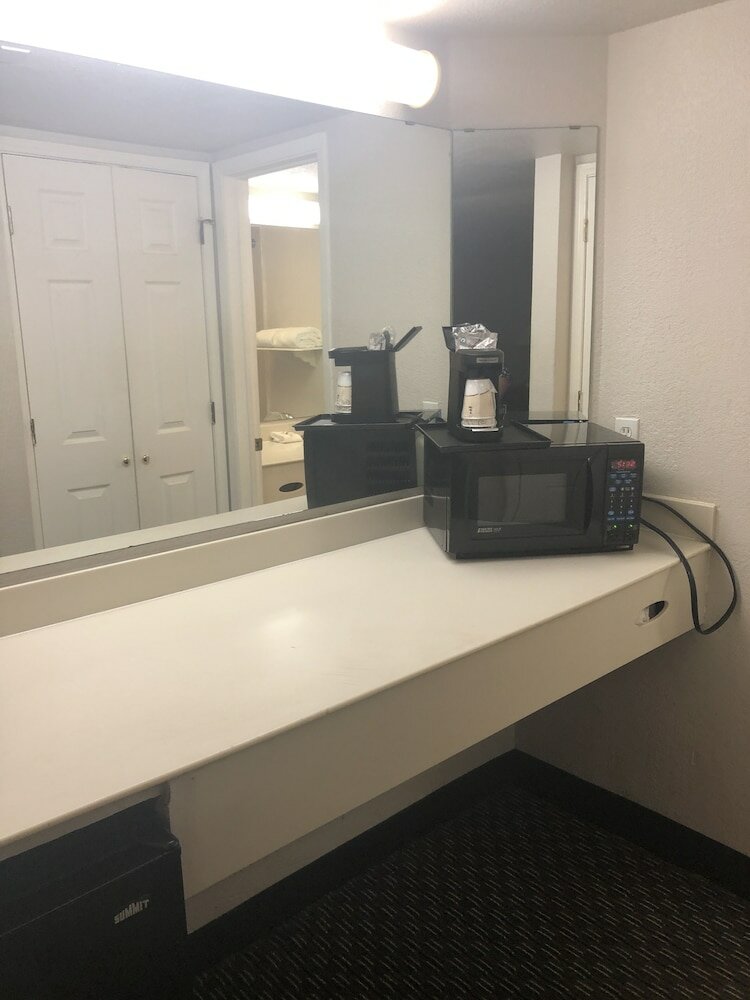 Фото La Quinta Inn by Wyndham Austin Oltorf