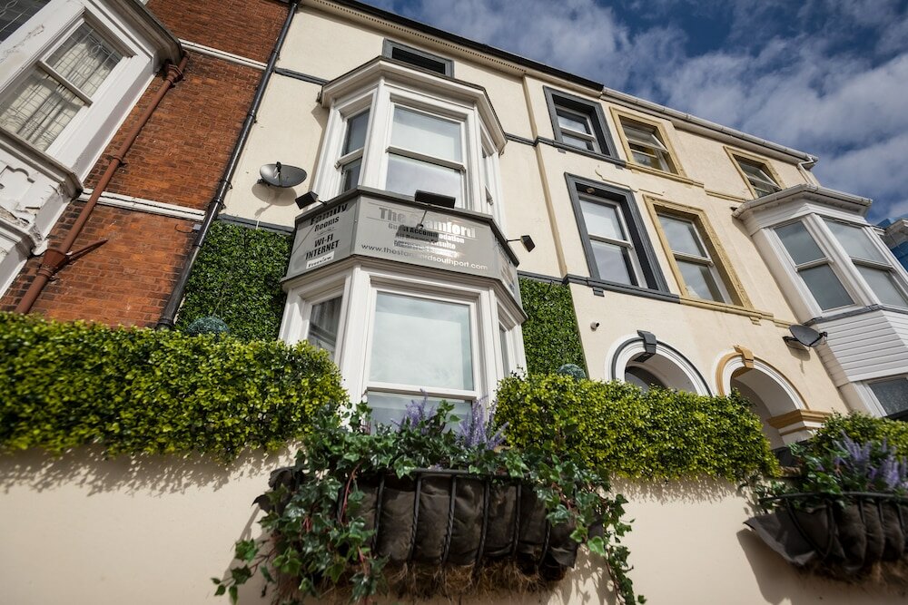 Фото отеля 1