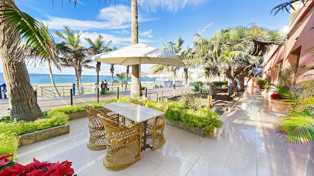 Фото Отель Bull Reina Isabel & Spa