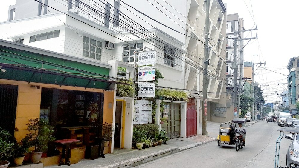 Фото Crossroads Hostel Manila
