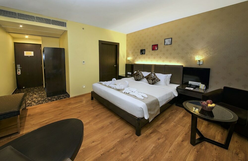 Фото The Fern Residency Kolkata