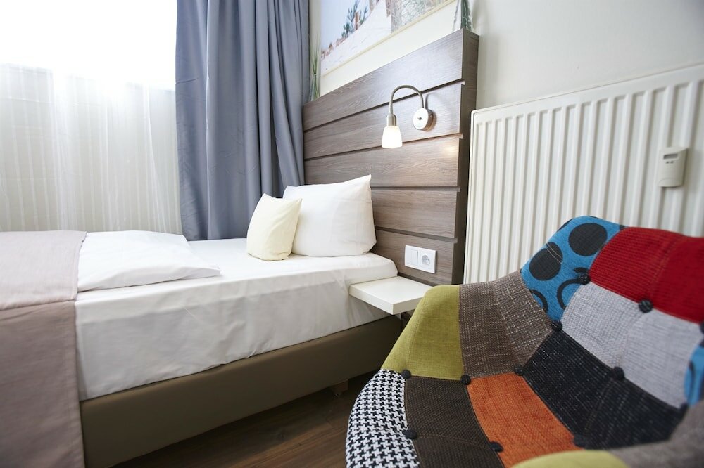 Фото Hotel Kiel by Golden Tulip