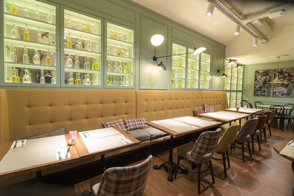 Фото Petit Palace Boquería Garden