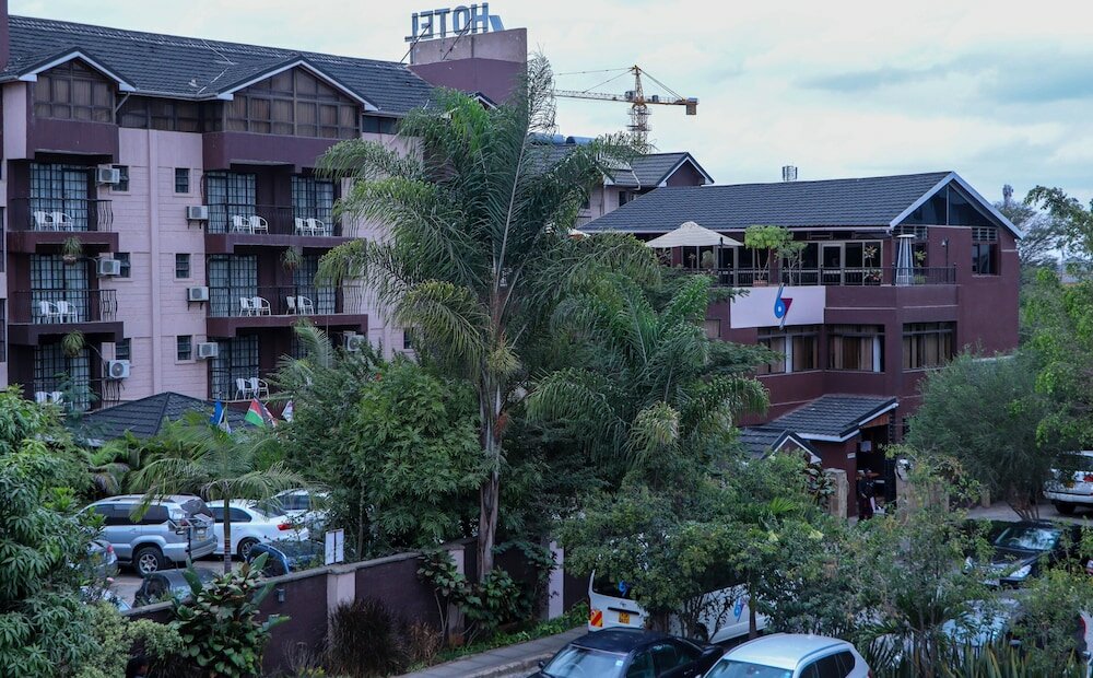 Фото 67 Airport Hotel