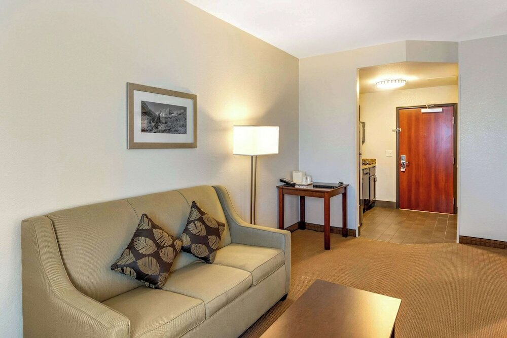 Фото MainStay Suites Near Denver Downtown