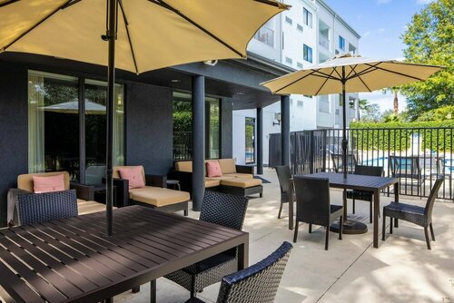 Внешний вид отеля Courtyard by Marriott Orlando Altamonte Springs/Maitland в Орландо, фото 5