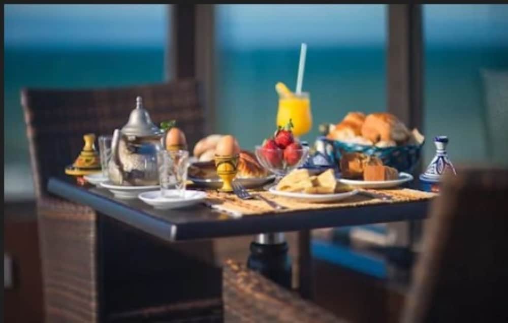 Фото Riad Mimouna