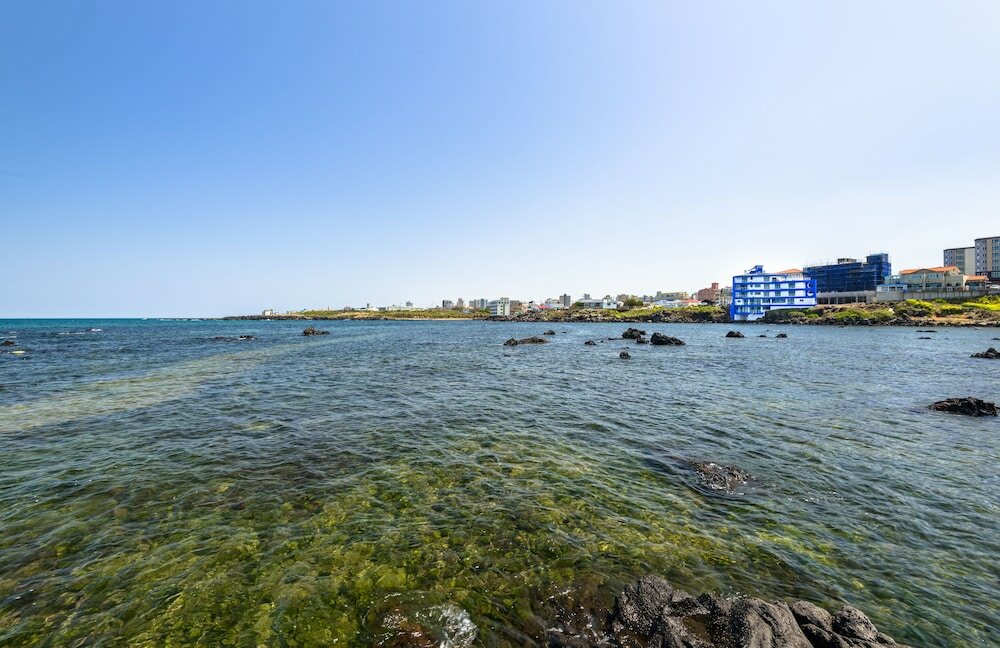 Фото On the Sea Pension