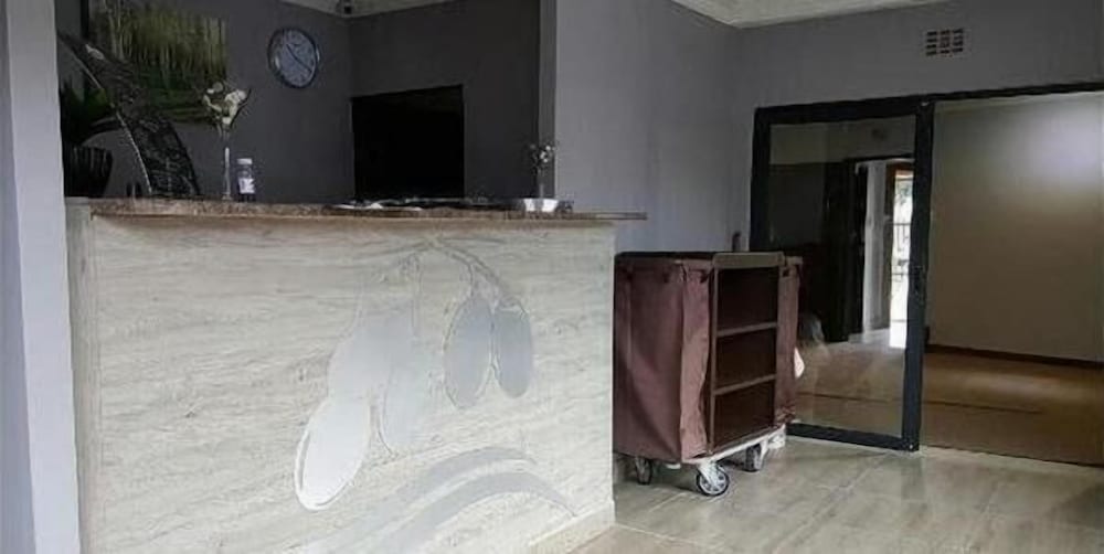 Фото The Green Olive Guesthouse