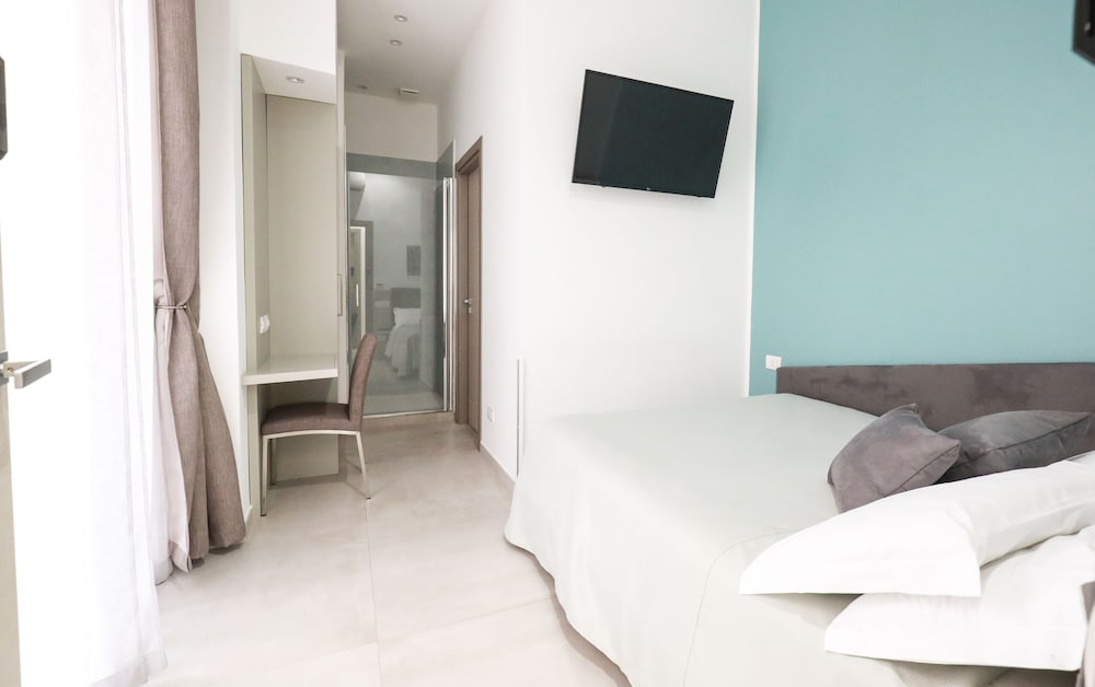 Фото Toledo 16 Luxury Suites