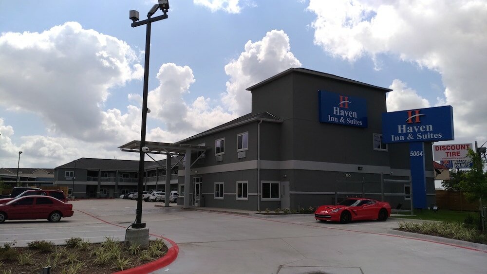 Фото Haven Inn & Suites Downtown Houston