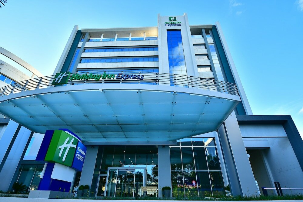 Фото Holiday Inn Express Asuncion Aviadores, an Ihg Hotel