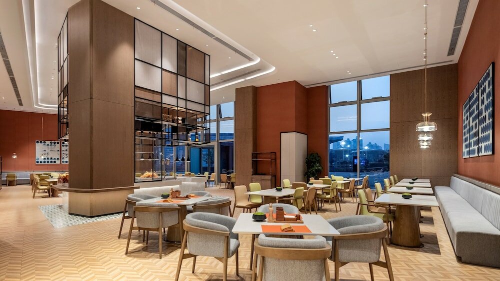 Фото Holiday Inn Hotel And Suites Wuhan New City, An Ihg Hotel