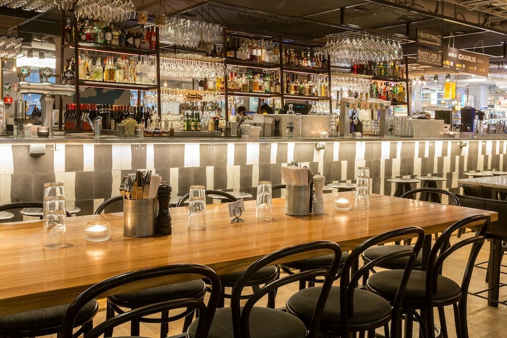 Фото Hotel With Urban Deli