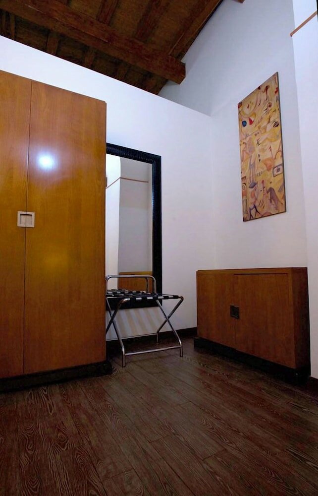 Фото St. Peter' Six Rooms & Suites