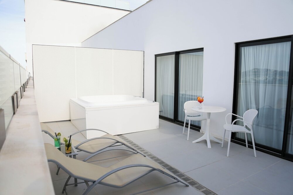 Фото El Puerto Ibiza Hotel & SPA