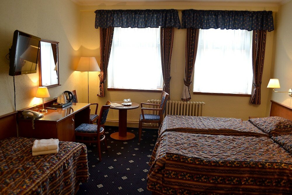 Фото Hotel Arbes