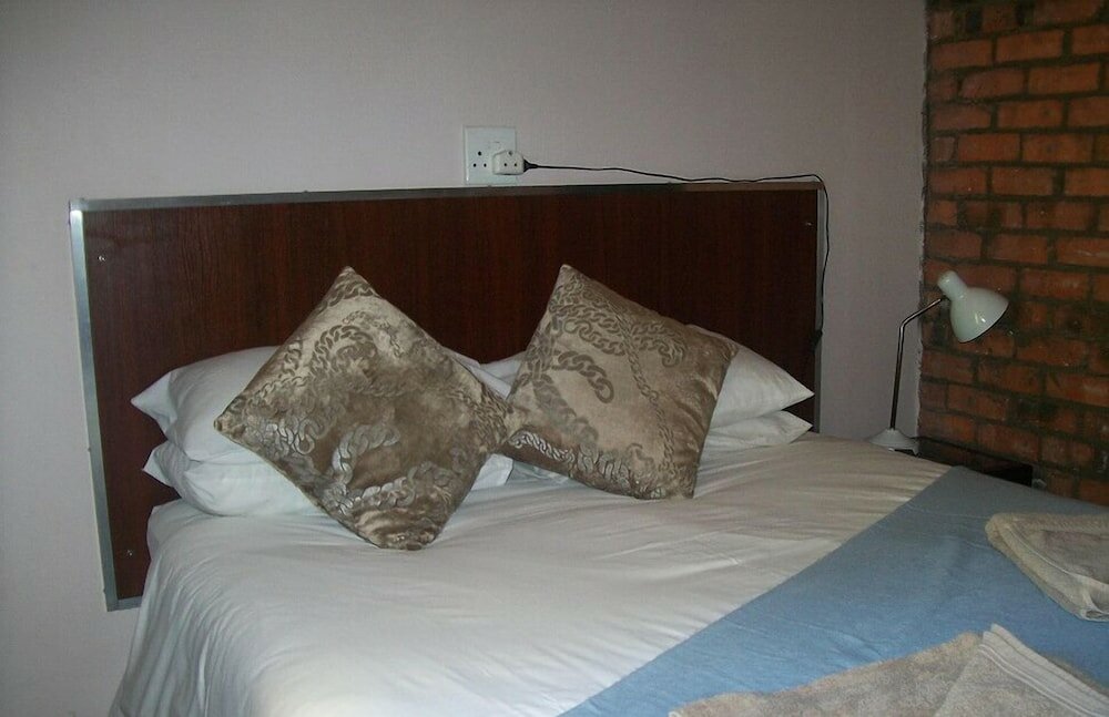 Фото 21 on Coetzee Guest House