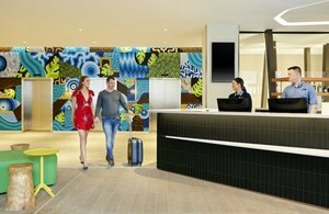 Гостиница Holiday Inn Express Adelaide City Centre