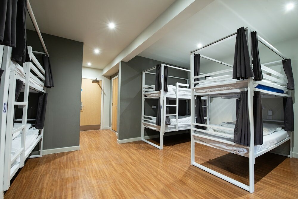 Фото a&o Edinburgh City