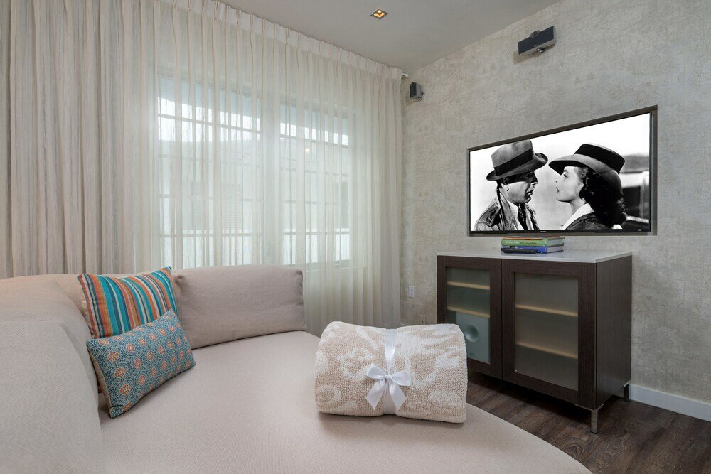 Фото The Marlin Hotel