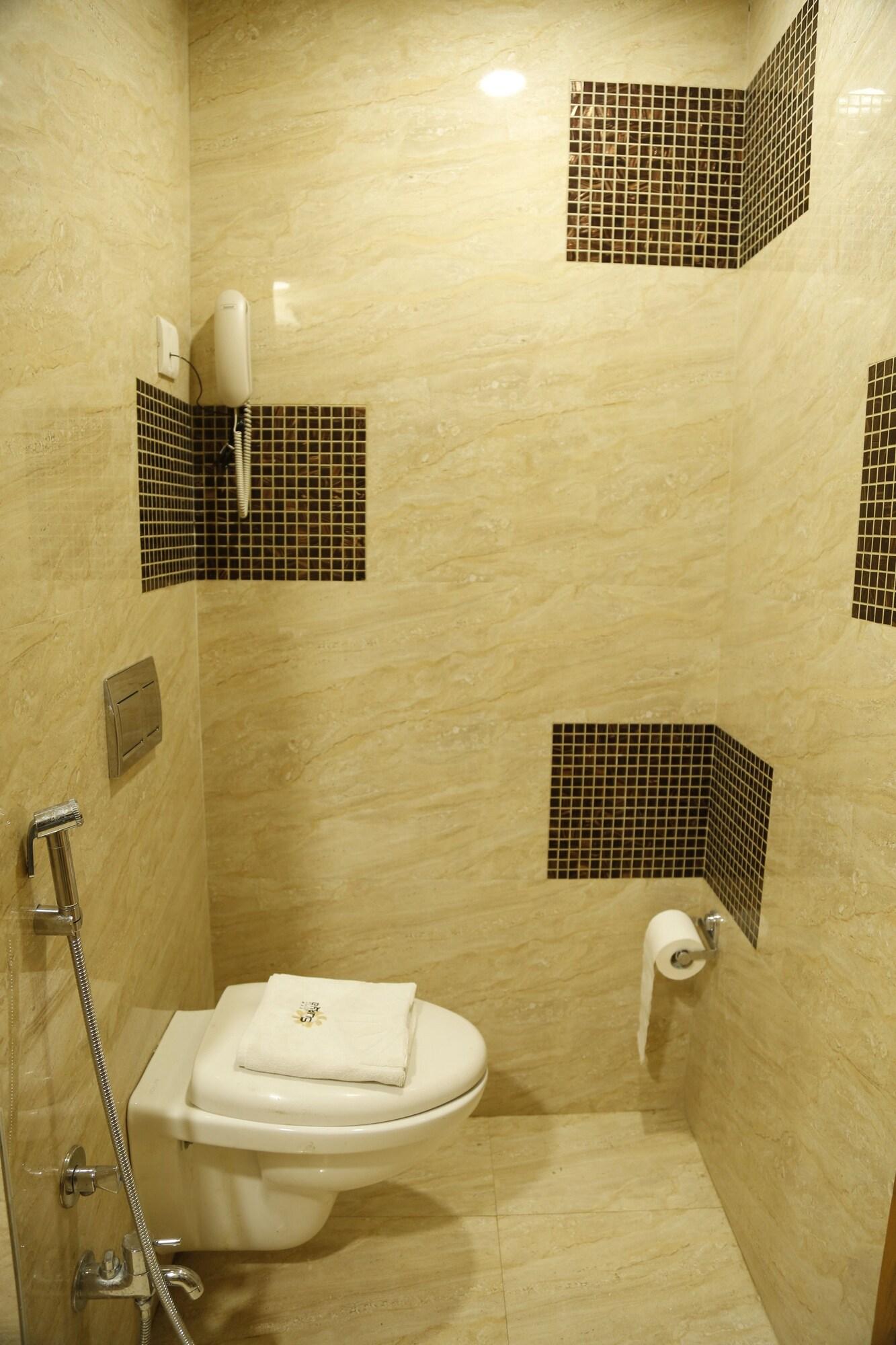 Фото Hotel Surya