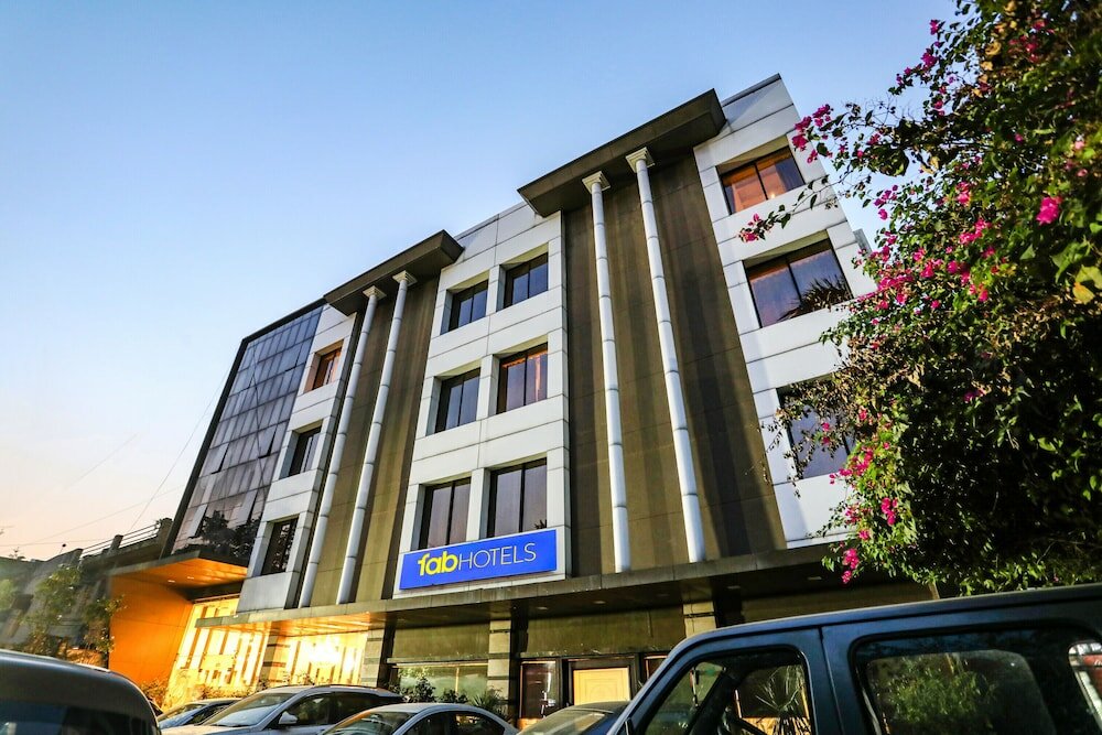 Фото Hotel Mahendra