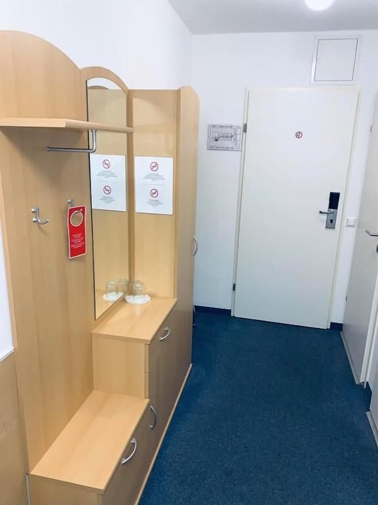 Фото Hotel Donaustadt Kagran