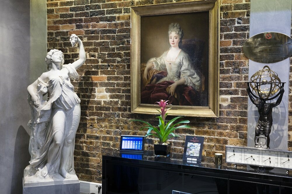 Фото Hotel Plaza Elysées