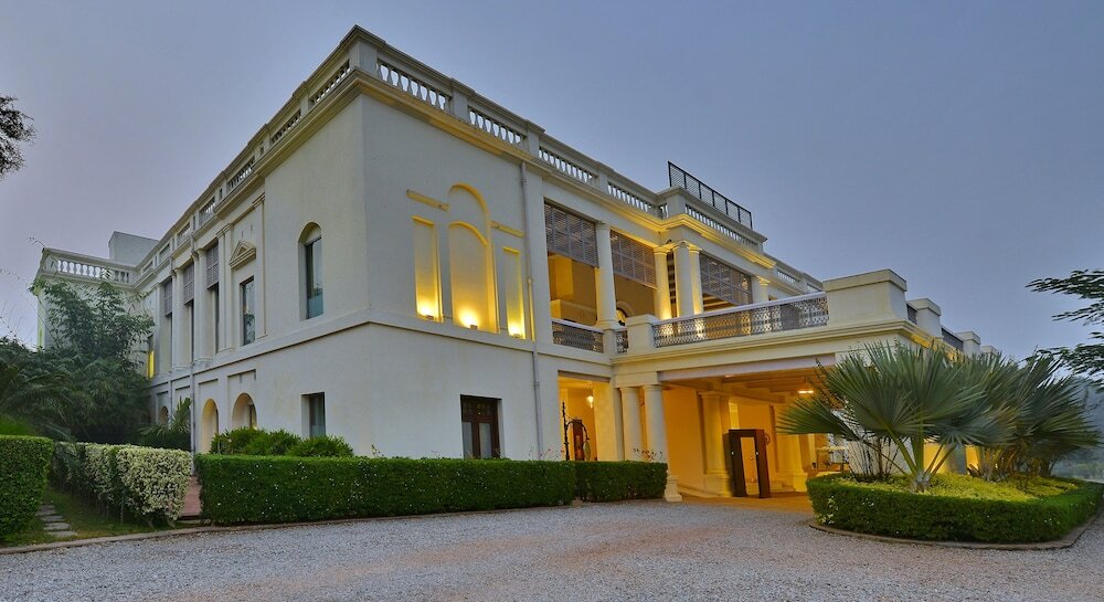 Фото Taj Nadesar Palace