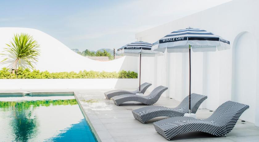 Фото Sleep Whale Hotel