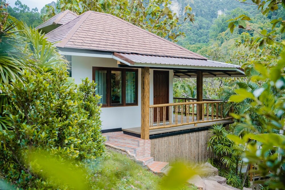 Фото Railay Phutawan Resort