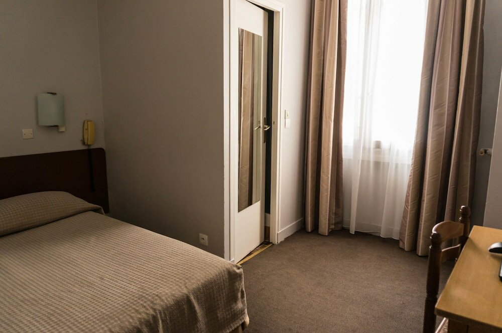 Фото Exelmans Hotel