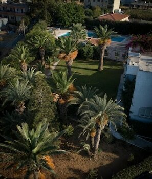 Фото Gorgona Hotel