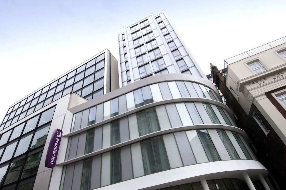 Фото Premier Inn London Waterloo