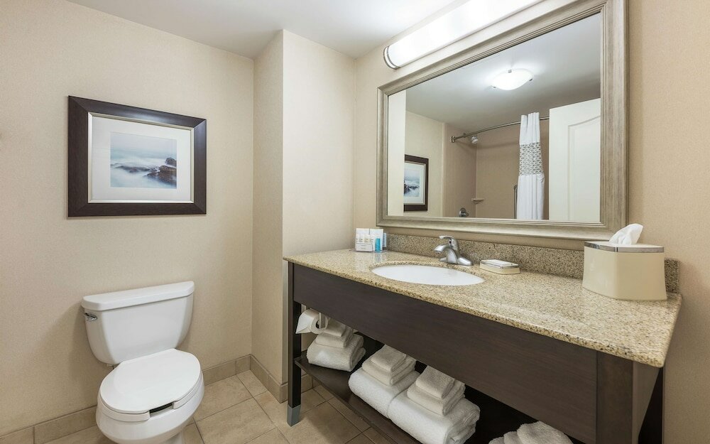 Фото Hampton Inn & Suites by Hilton Moncton