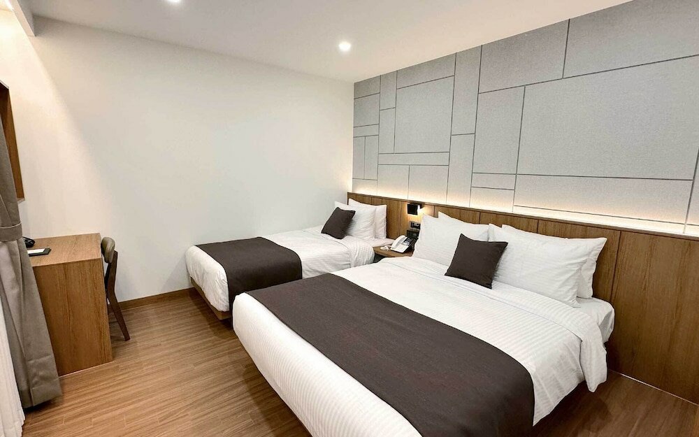 Фото Commodore Hotel Pohang