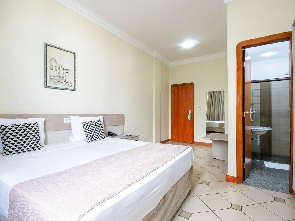 Фото Umuarama Plaza Hotel