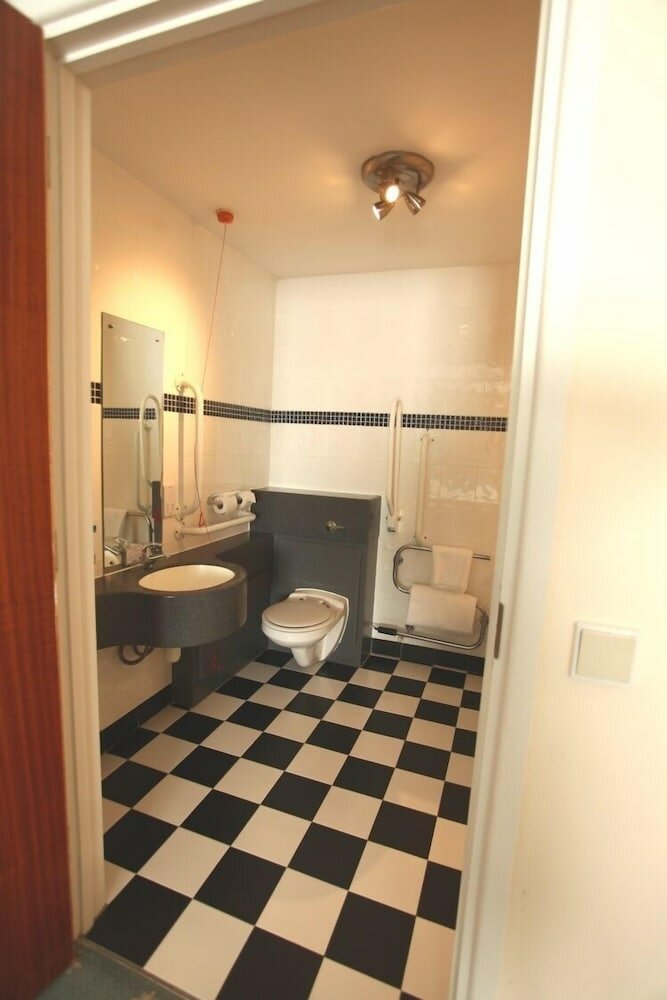 Фото Holiday Inn Wolverhampton - Racecourse, an Ihg Hotel